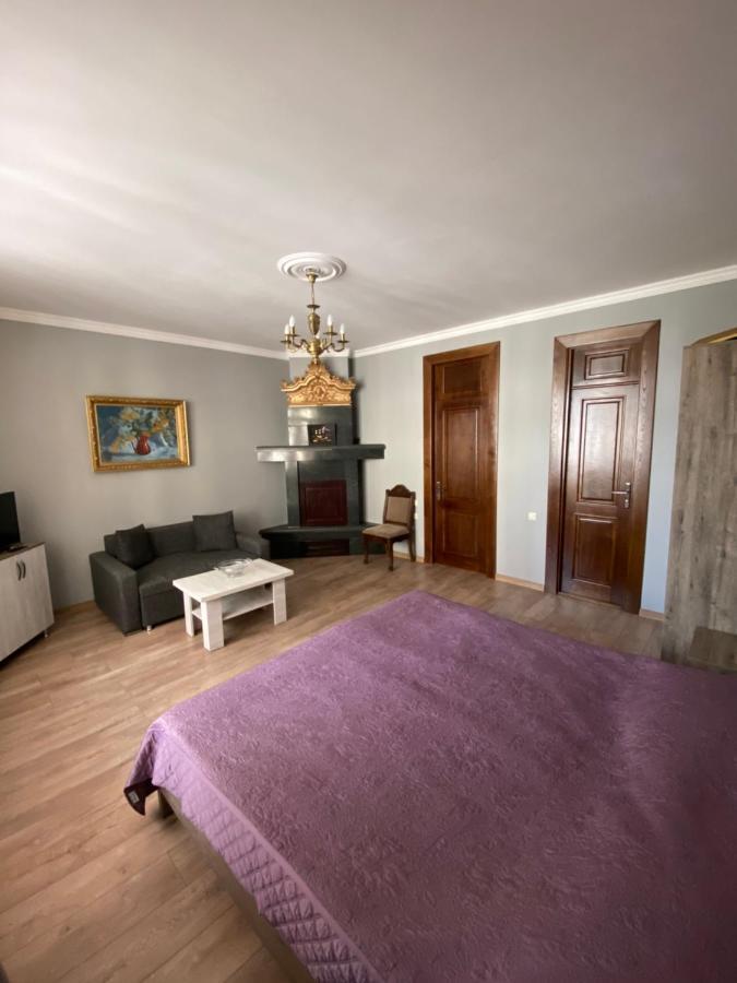 Cozy Studio On Europe Square Batumi Bagian luar foto