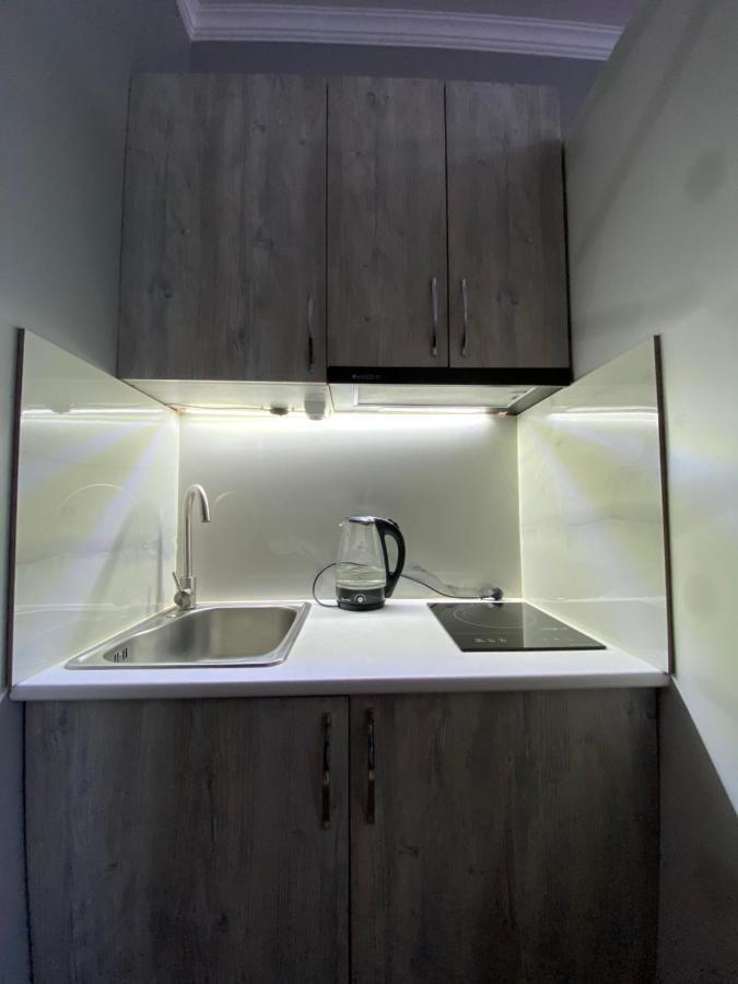 Cozy Studio On Europe Square Batumi Bagian luar foto